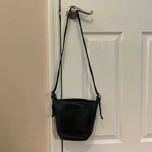 Rare Vintage Coach 9019 Maggie Black Leather Bucket Duffel Crossbody